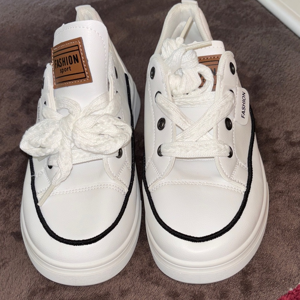 NWT SHEIN  White Sneakers